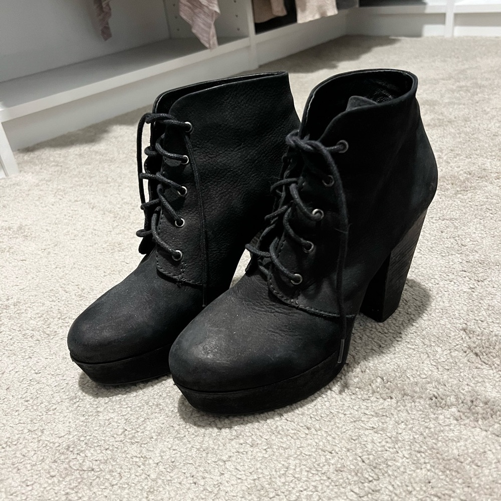 Steve Madden Black Suede Laced Heel Booties